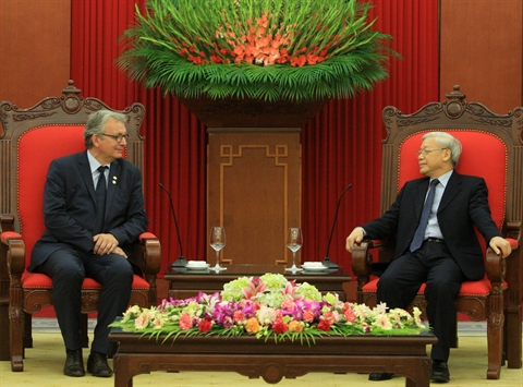 Renforcement des relations entre les communistes vietnamiens et français