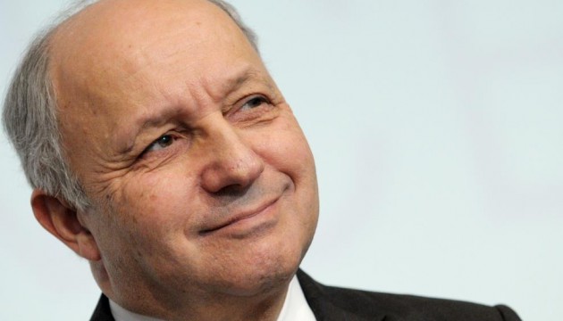 Laurent Fabius assure que le Qatar ne finance pas le terrorisme : le ministre a menti Laurent Fabius assure que le Qatar ne finance pas le terrorisme : le ministre a menti