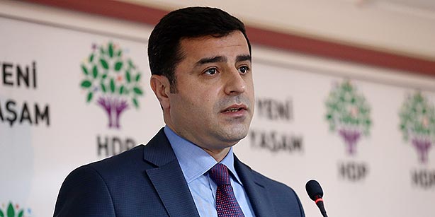 Turquie : Solidarité avec Selahattin Demirtas (HDP) et les forces de la paix et de la démocratie Turquie : Solidarité avec Selahattin Demirtas (HDP) et les forces de la paix et de la démocratie
