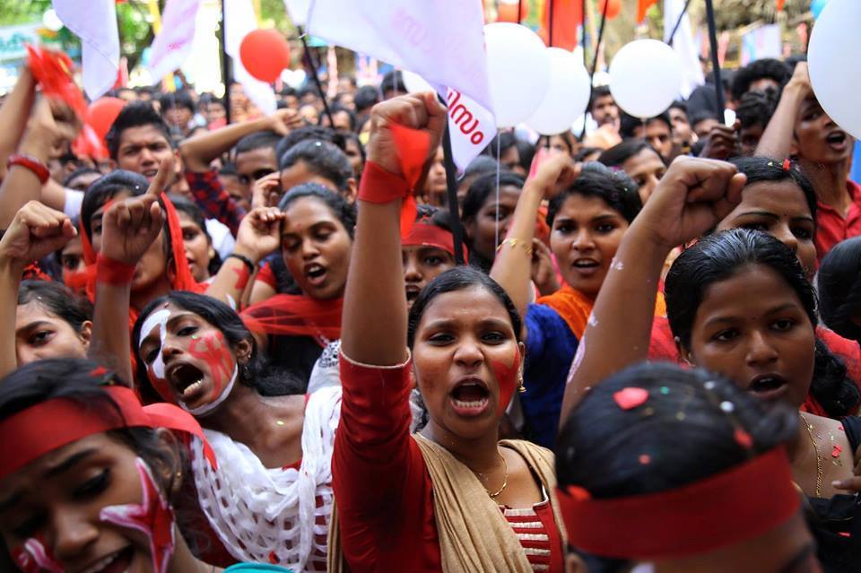 Inde : Les étudiants communistes triomphent aux élections universitaires du Kérala
