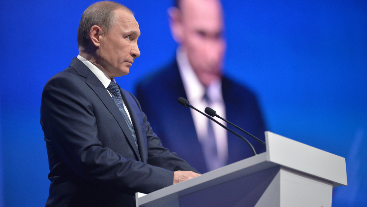 Poutine a encore sa carte du Parti communiste (PCUS) et dit aimer "ses idéaux" Poutine a encore sa carte du Parti communiste (PCUS) et dit aimer "ses idéaux"