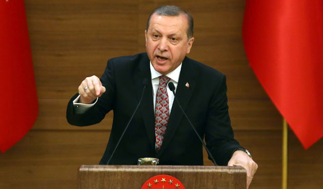 La Turquie bombarde des secteurs kurdes en Syrie La Turquie bombarde des secteurs kurdes en Syrie