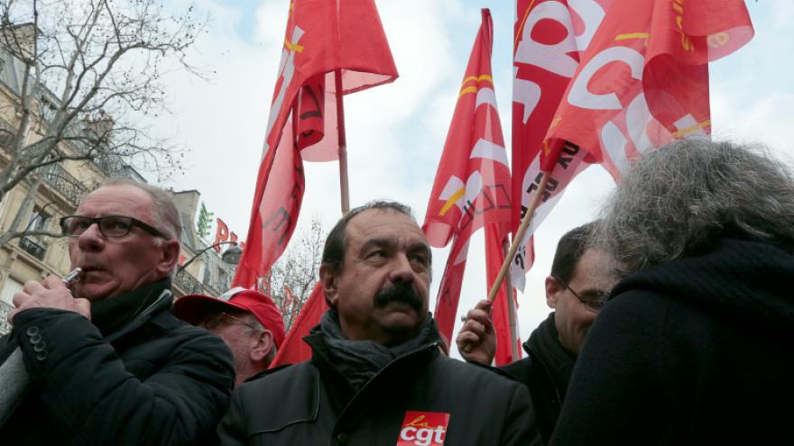 Loi El Khomri : la CGT convie 9 syndicats à une intersyndicale mardi