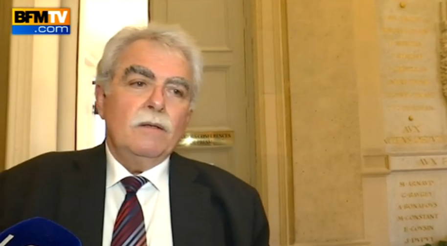 Dire qu'on est responsable du coup de fatigue d'El Khomri, c'est "lamentable" (A.Chassaigne) Dire qu'on est responsable du coup de fatigue d'El Khomri, c'est "lamentable" (A.Chassaigne)