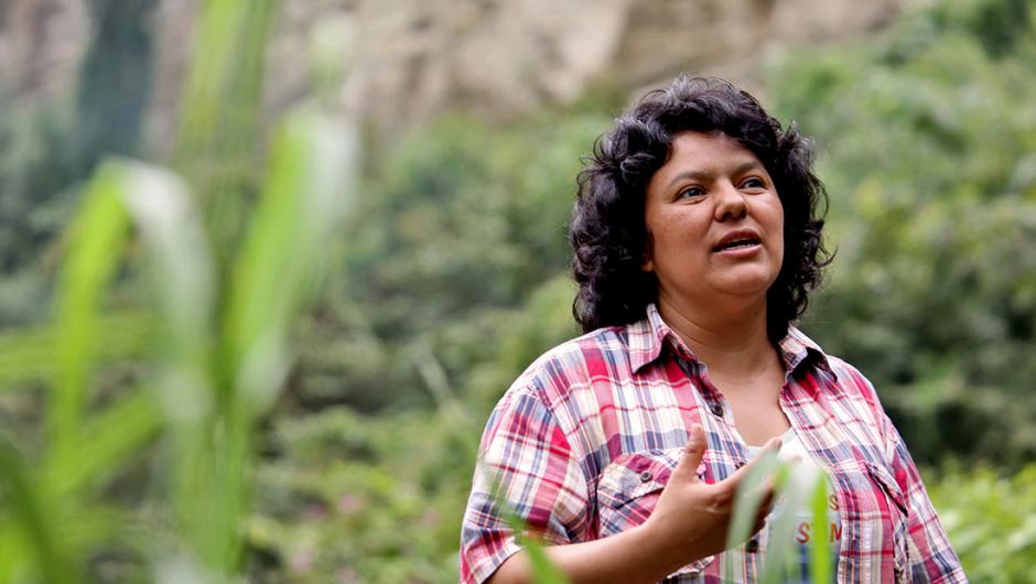 Honduras : Le PCF condamne l'assassinat de Berta Caceres Honduras : Le PCF condamne l'assassinat de Berta Caceres