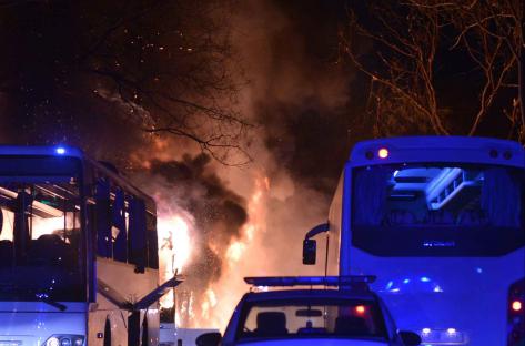 Attentat à Ankara: la Turquie bombarde les Kurdes