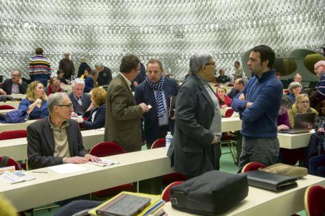 Les communistes vont plancher sur cinq copies