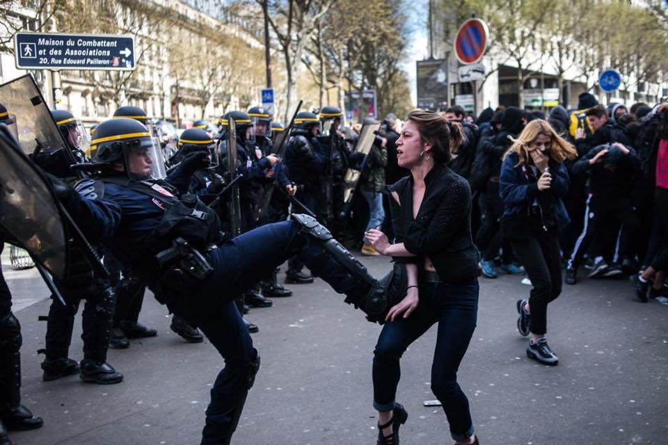 Violences policières : le gouvernement doit rendre des comptes (UEC) Violences policières : le gouvernement doit rendre des comptes (UEC)