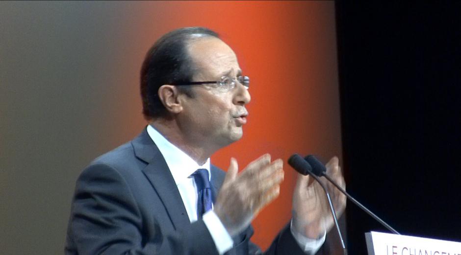 Hollande : « L'habileté n'est plus suffisante, le pays souffre trop » (PCF)