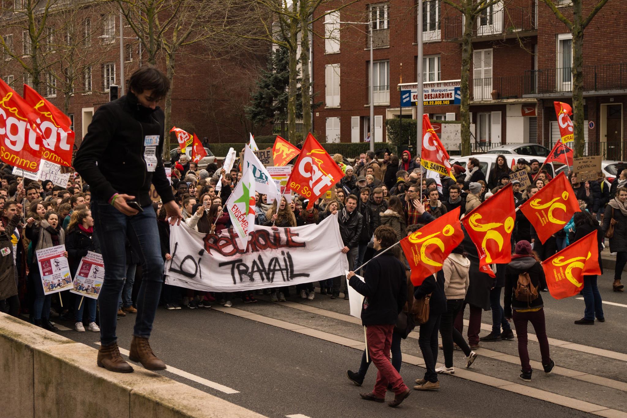 La répression policière s'abat sur les Jeunes communistes d'Amiens