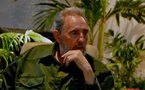 Fidel Castro présente ses mémoires du maquis devant des "frères d'armes"