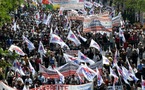 Plusieurs centaines de milliers de manifestants répondent à l’appel du PAME pour une manifestation géante à Athènes
