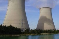 La durée de vie d'un réacteur de Tricastin prolongée de dix ans et actus France