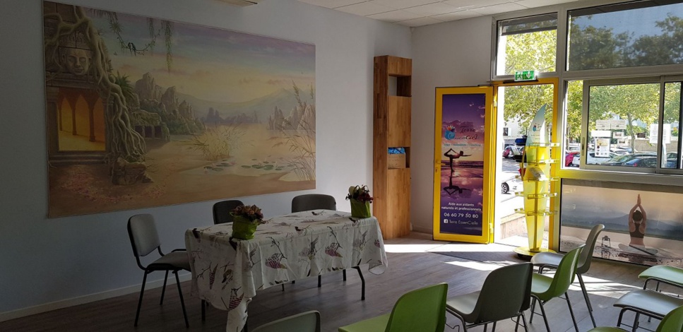 Local à louer, salle à louer à Bègles pour réunions, séminaires... Local à louer, salle à louer à Bègles pour réunions, séminaires...