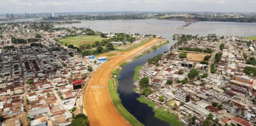Côte d'Ivoire : un élève braque une carabine sur son éducateur Côte d'Ivoire : un élève braque une carabine sur son éducateur