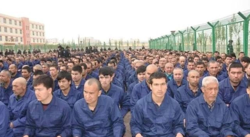 Qui sont les ouïgour et pourquoi sont-ils opprimés par la Chine ?