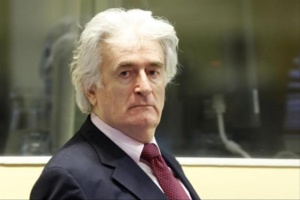 L'ancien chef des Serbes de Bosnie sera transféré dans une prison britannique L'ancien chef des Serbes de Bosnie sera transféré dans une prison britannique