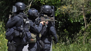 Une policière poignardée et un agresseur appréhendé en France Une policière poignardée et un agresseur appréhendé en France