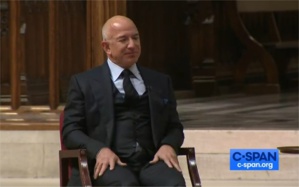 Envoyer les humains dans l'espace pour sauvegarder la planète Envoyer les humains dans l'espace pour sauvegarder la planète