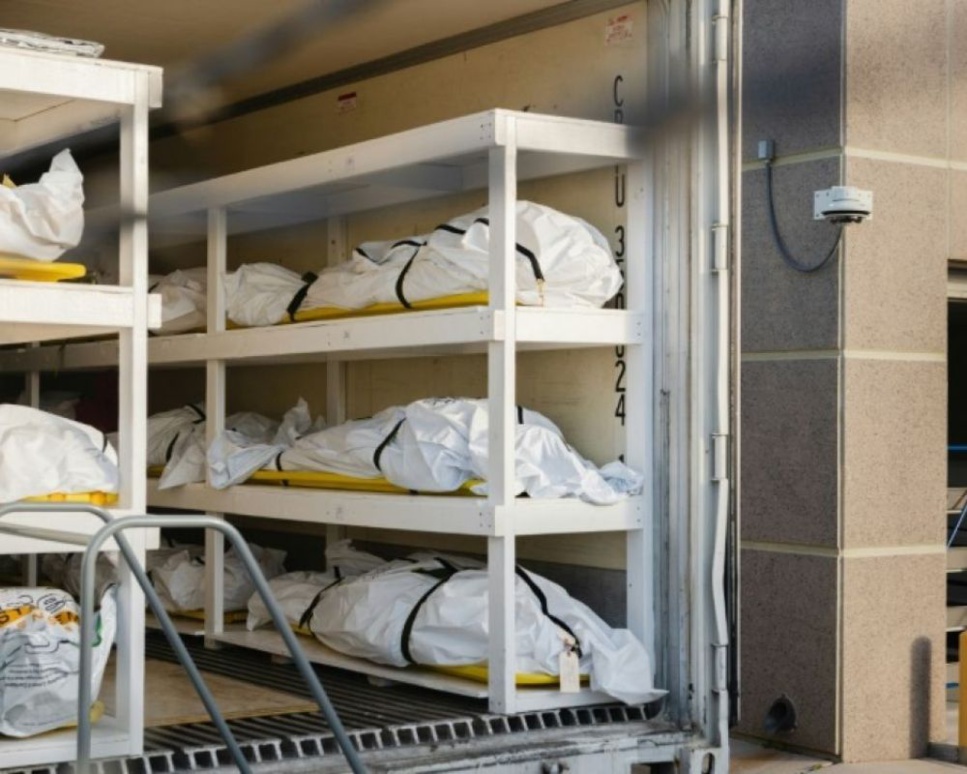 Quand il n’y a pas d’hôpital, il faut naturellement des morgues ; aussi simple que ça Quand il n’y a pas d’hôpital, il faut naturellement des morgues ; aussi simple que ça