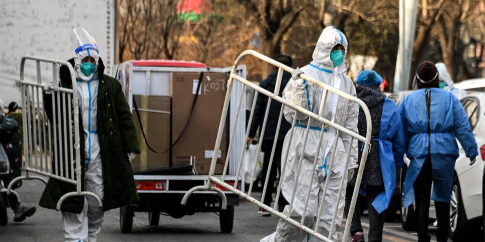 Il semble que la situation de Covid-19 en Chine pourrait déboucher sur un grave désastre humanitaire sans précédent. Il semble que la situation de Covid-19 en Chine pourrait déboucher sur un grave désastre humanitaire sans précédent.