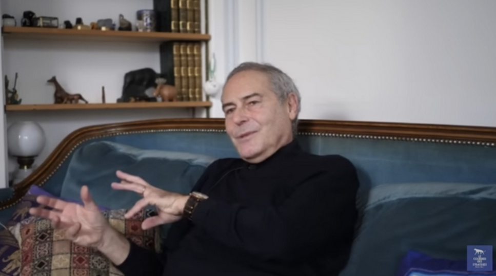 Christian Perronne, un grand complotiste ?- Covid 19 et Vaccination Christian Perronne, un grand complotiste ?- Covid 19 et Vaccination