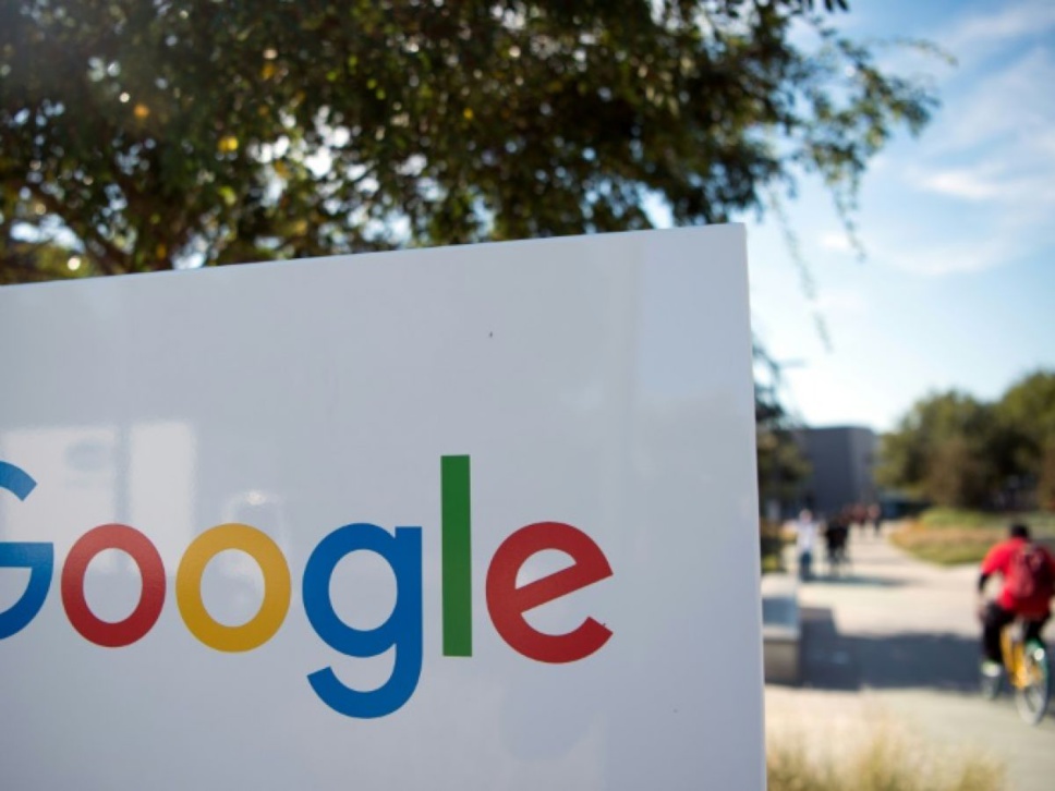 récipitée et bâclée: colère des salariés Google sur leur IA Bard, concurrente de ChatGPT récipitée et bâclée: colère des salariés Google sur leur IA Bard, concurrente de ChatGPT