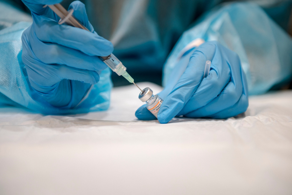 Covid-19 et Variant Eris: Entre la Surveillance des Nouveaux Variants et le Débat sur le Retour du Masque Obligatoire Covid-19 et Variant Eris: Entre la Surveillance des Nouveaux Variants et le Débat sur le Retour du Masque Obligatoire