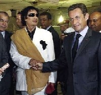 EditoWeb: Point d'actu à19h, Sarkozy les 10 milliards de Kadhafi et autres brèves
