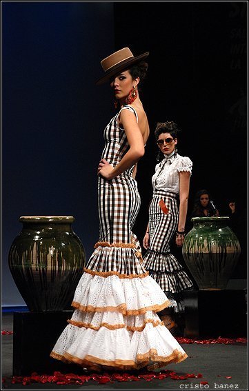 Séville : le 14ème salon international de mode flamenca, SIMOF