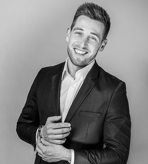 L'Investissement en Nue-Propriété : Une Option Prisée au Lieu du Viager à Nice et Cannes avec Azur Real Estate - Tel : +33 7 67 99 15 64 L'Investissement en Nue-Propriété : Une Option Prisée au Lieu du Viager à Nice et Cannes avec Azur Real Estate - Tel : +33 7 67 99 15 64