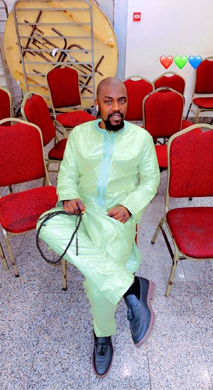 Mr GASSAMA, Voyant Médium Marabout Sorcier Féticheur reconnu à Alençon, Neufchâtel 🌟  Votre guide spirituel en Normandie 📞 Téléphone et WhatsApp : 07 55 00 61 02