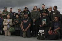 Actu Monde : Colombie: Mélanie et Lorenzo ont pu embrasser leur mère Actu Monde : Colombie: Mélanie et Lorenzo ont pu embrasser leur mère