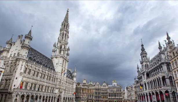 Medium, Tarologue, Astrologue, Voyance à Bruxelles