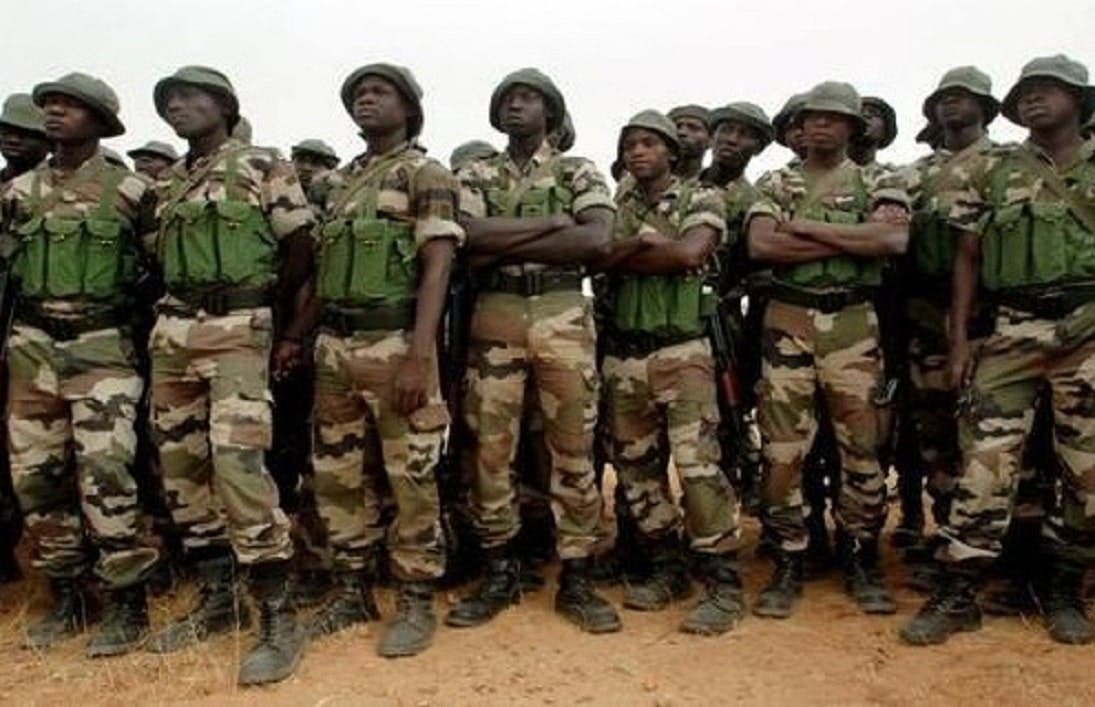 Armée nigériane : plus d'une centaine de soldats démissionnent