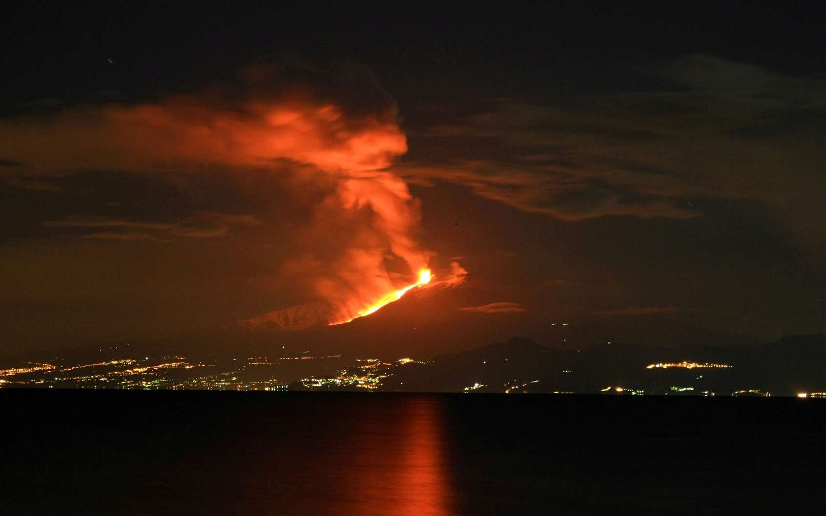 Un autre Pompéi ? Les Siciliens rient d'inquiétude face à l'éruption de l'Etna