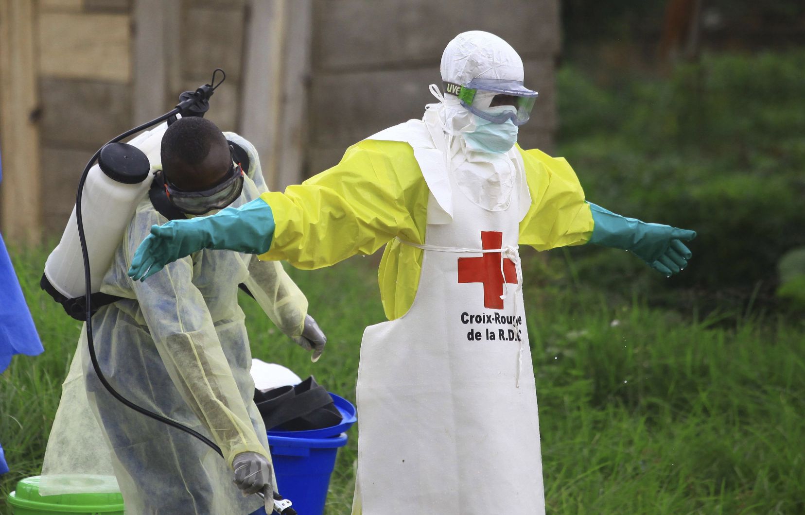 La Côte d'Ivoire commence les vaccinations contre Ebola après la détection du premier cas
