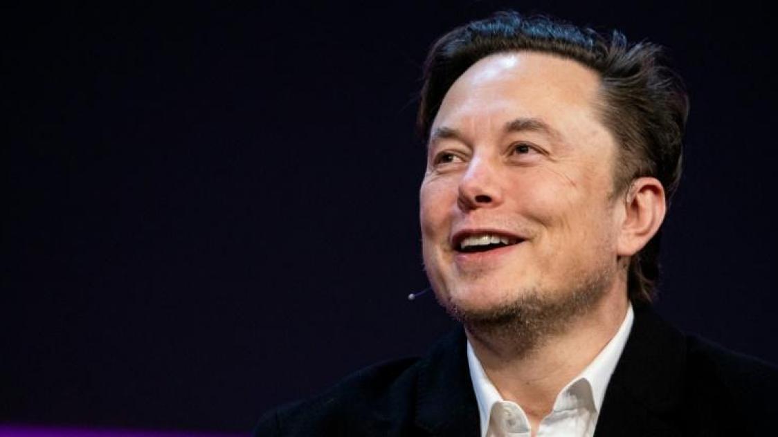 Elon Musk a racheté Twitter et licencié une partie de ses dirigeants