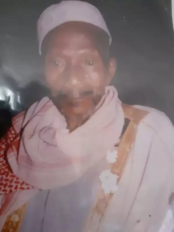 Professeur Christophe à Lyon, Auvergne-Rhône-Alpes : Grand Marabout Africain, Voyant Médium et Guérisseur Spirituel en France – Expert en Amour et Voyance Puissante - Tel & WhatsApp : 07 58 20 56 10