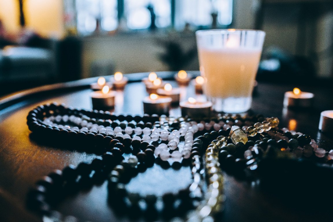 ElHassan, voyant, medium, marabout africain puissant pour attirer l'amour à Bobigny en Seine-Saint-Denis 93