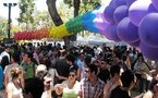 Les Israéliens solidaires des homosexuels à Tel-Aviv