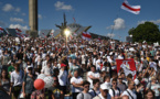 Biélorussie: des dizaines de milliers personnes défilent contre le pourvoir