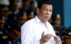 Le président des Philippines s'excuse d'avoir pris le vaccin chinois Covid-19