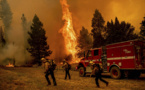 Etats-Unis : Un violent incendie continue de s’étendre en Californie, des milliers de personnes évacuées.