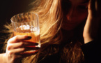 Voici 10 signes qui indiquent clairement la présence d’alcoolisme.