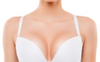 Augmentation mammaire par implants ronds