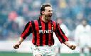 Football: Papin rechausse les crampons
