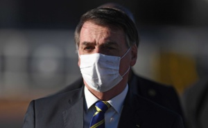 Un juge ordonne à Jair Bolsonaro de porter un masque facial en public