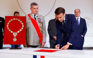 Emmanuel Macron promet de « léguer une planète plus vivable » et « une France plus forte ».