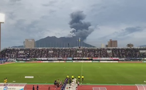 Éruption du volcan Sakurajima : Le Japon en alerte, des dizaines d’habitants évacués.